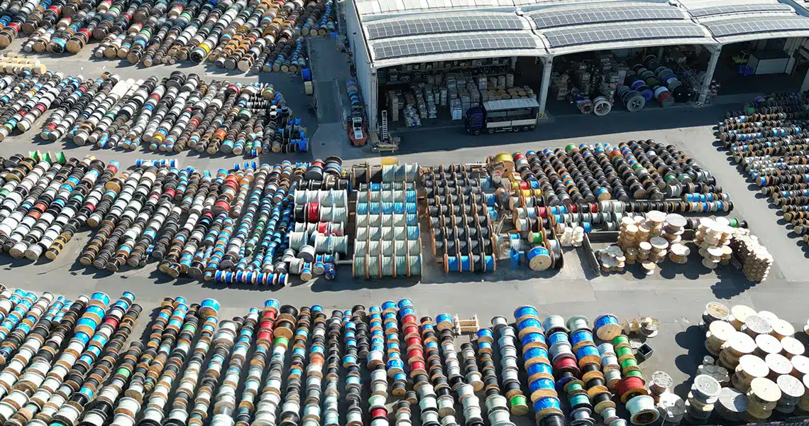 Cable drums storage service tratos